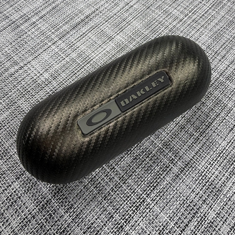 Oakley Hard Hinged Clamshell Glasses Case Black Carbon Fiber Look Pattern Empty